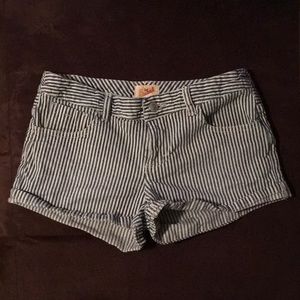 Ezekiel shorts